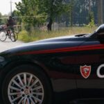 Accoltellamento in un centro di accoglienza a Roma: tre feriti e ricerche in corso