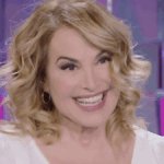 Barbara D’Urso festeggia il compleanno con un gesto inaspettato da Mediaset: cosa significa per il futuro