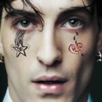 Damiano David presenta il suo primo album da solista “Divertenti piccole paure” e annuncia il World Tour 2025