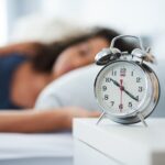 Dormire troppo può danneggiare le funzioni cognitive, secondo uno studio recente