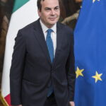 Enzo Amendola: l’ex ministro critica Meloni e la sua politica estera in un’intervista
