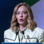 Giorgia Meloni: impegno contro la pedofilia e la pedopornografia in un evento di Telefono Azzurro