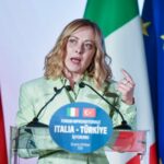 Giorgia Meloni risponde a Sergio Mattarella: polemiche sulle famiglie e il costo della vita