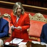 Giorgia Meloni torna in Parlamento: il premier time tra opposizioni e crisi internazionale