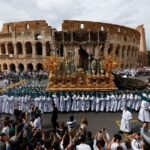 Grande pellegrinaggio delle confraternite a Roma per il Giubileo: un evento di fede e tradizione