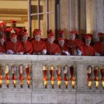 Il conclave del 7 maggio: inizio delle congregazioni generali e il ruolo dei cardinali