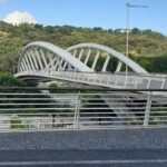 Incidente mortale a Roma: ciclista travolto da un’auto sul lungotevere