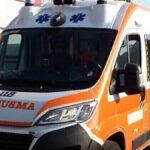 Incidente mortale a Roma: uomo di 36 anni perde la vita in uno scontro con un’auto pirata