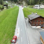 Incidente stradale a Davos: tre veicoli coinvolti e una persona ferita