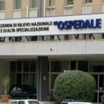 Incidente stradale a Palermo: donna belga in gravi condizioni dopo ribaltamento dell’auto