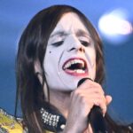 Lucio Corsi conquista Eurovision 2025: il pubblico internazionale lo paragona a David Bowie