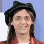 Lucio Corsi sorprende all’Eurovision: la sua esibizione unica conquista Basilea