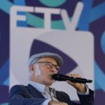 Ludovico Einaudi racconta il padre Giulio e la sua visione della musica al Festival della Tv di Dogliani
