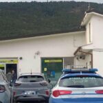 Rapina all’ufficio postale di Roma: patteggiamento per il rapinatore e indagini dettagliate