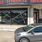 Rapina alla sala slot di Frosinone: la testimonianza della cassiera non riconosce il rapinatore