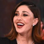 Belen Rodriguez riappare con la fede di De Martino e parla della futura nipote