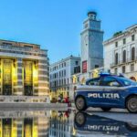 Due minorenni arrestati per rapina di auricolari a Brescia: i dettagli dell’episodio