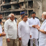 Incidente aereo ad Ahmedabad: il premier Modi visita il luogo del disastro e incontra il sopravvissuto