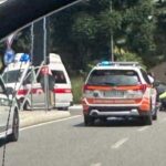 Incidente stradale a Como: donna di 35 anni ferita gravemente, traffico in tilt