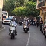 Incidente stradale a Meta: motociclista ferito in scontro con camion