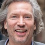 Mauro Repetto: il ritorno del performer tra musica e teatro, nuove sfide in arrivo