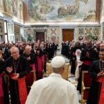 Papa Leone XIV incontra il personale della Segreteria di Stato: avvio di una nuova fase riformista