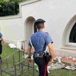 Tragedia sfiorata a Roma: sei giovani feriti dopo il crollo di un muro in una villa per ricevimenti