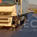 Tragico incidente sulla Statale 106: un ragazzo di 17 anni perde la vita in scontro con un camion
