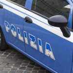 Tre poliziotti di Roma arrestati per rapina e spaccio: un caso che scuote le forze dell’ordine