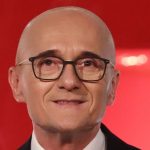Alfonso Signorini e il Grande Fratello: quanto guadagna il conduttore del reality show