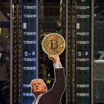 Bitcoin raggiunge nuovi massimi storici: il ruolo crescente degli investitori istituzionali