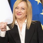 Crescita occupazionale in Italia: numeri positivi ma segnali di crisi nella produzione industriale