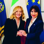 Donne al comando: Giorgia Meloni e Stefania Proietti tra guerra e pace