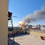 Esplosione a Roma: incendio devastante in un deposito di gas e carburante provoca feriti