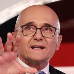 Grande Fratello: il reality si divide in due edizioni, Signorini e Ventura ai comandi