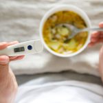 Il brodo caldo come rimedio per raffreddore e influenza: la ricerca conferma i benefici