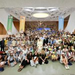 Papa Leone XVI parla di pace ai bambini del centro estivo Vaticano