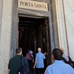 Pellegrini da Bergamo in cammino verso la gioia del Vangelo: un viaggio di fede a Roma