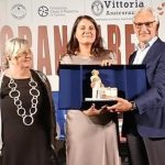 Premio Unicum per il libro “Spera” di Papa Francesco: cerimonia in piazza della Repubblica