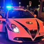 Rapina con coltello a Marano: due turisti minorenni vittime di un’aggressione