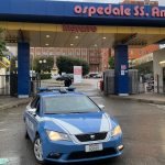 Tentativo di rapina a Taranto: un uomo accoltellato davanti all’ufficio postale